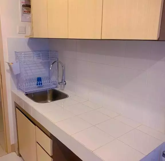 Hotelli Apartemen Tokyo Riverside Pik 2 By Benchmark