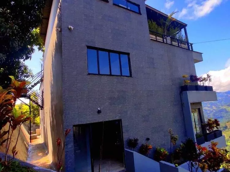 ホテル Avani Boutique