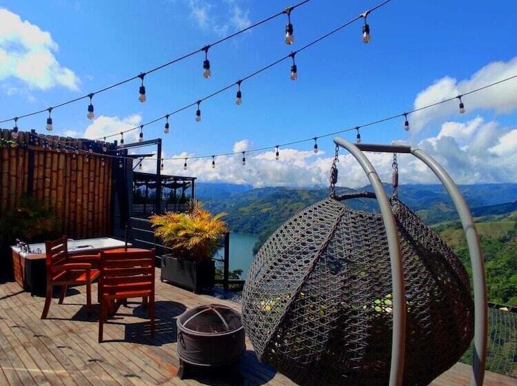 فندق Avani Boutique