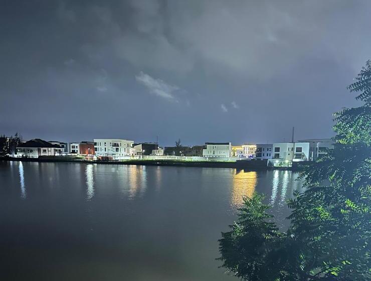 هتل Guided Hospitality Luxury Accommodations