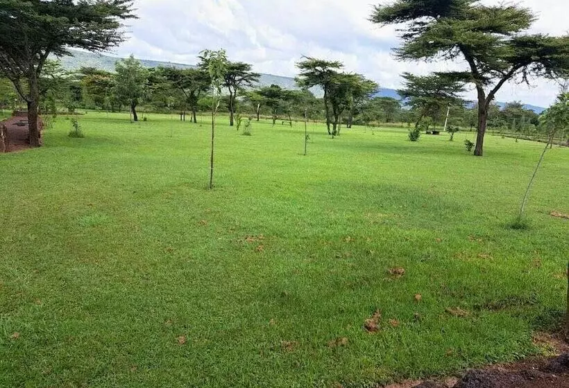 هتل Iretet Mara Lodge