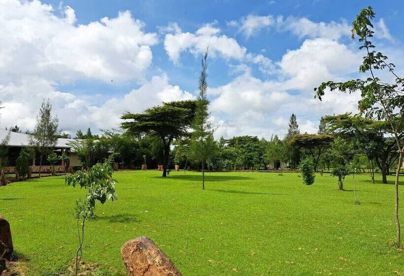 هتل Iretet Mara Lodge