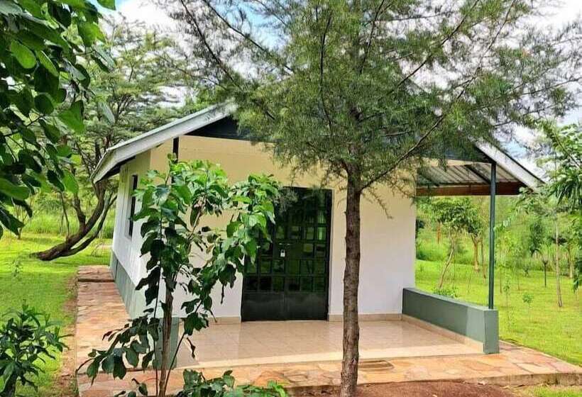 هتل Iretet Mara Lodge