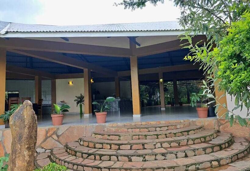 هتل Iretet Mara Lodge