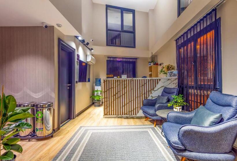 Lenora Airport Hotel & İstanbul Airport