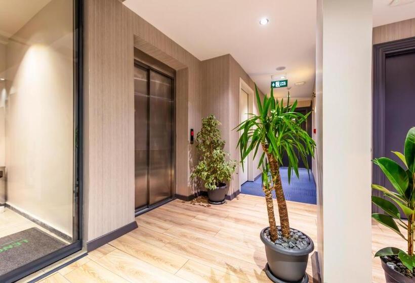 Lenora Airport Hotel & İstanbul Airport