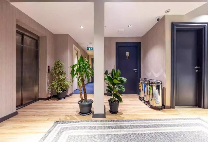 Lenora Airport Hotel & İstanbul Airport