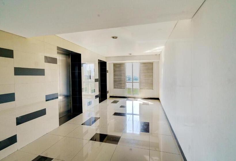 Hotel Oyo Life 92874 Apartement Grand Sentraland Karawang By Red Dragon