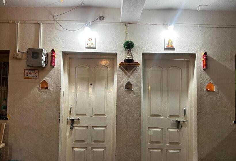 Hotel Shriguru Guest House Akkalkot