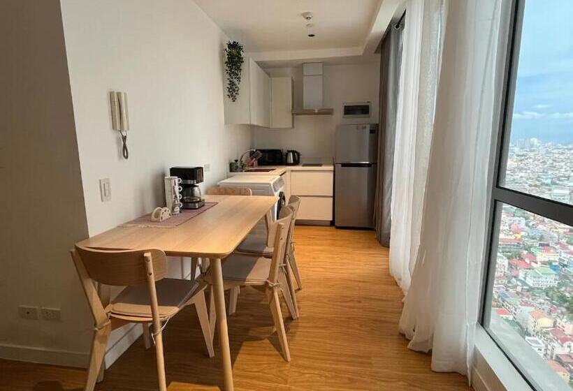 Modern And Comfortable Staycation   Unit 3718 Novotel Tower