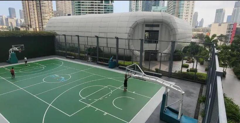 Modern And Comfortable Staycation   Unit 3718 Novotel Tower