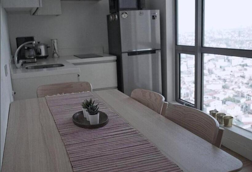 Modern And Comfortable Staycation   Unit 3718 Novotel Tower