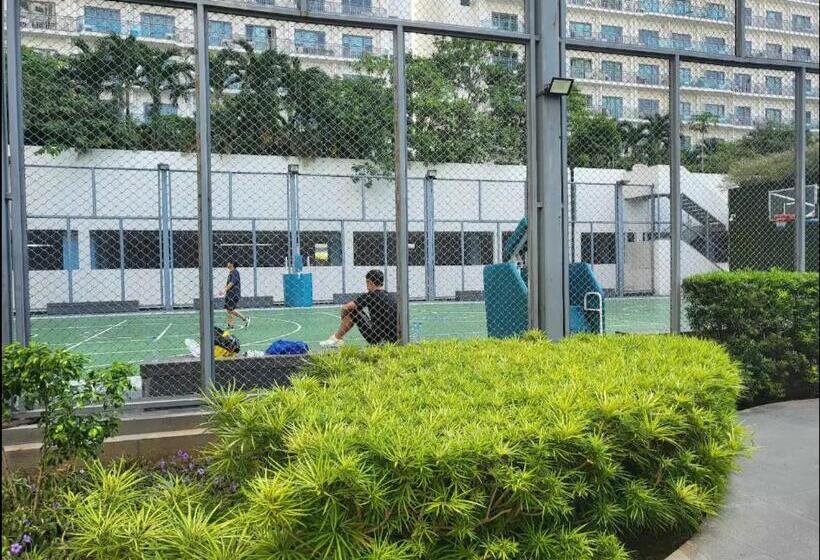 Modern And Comfortable Staycation   Unit 3718 Novotel Tower