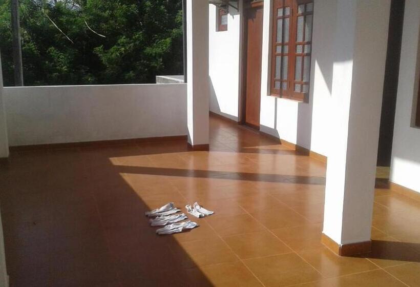 Pension Clio Resort Mirissa