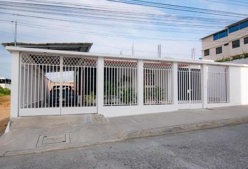 پانسیون Habitaciones Privadas, Casa De Amber, Manta