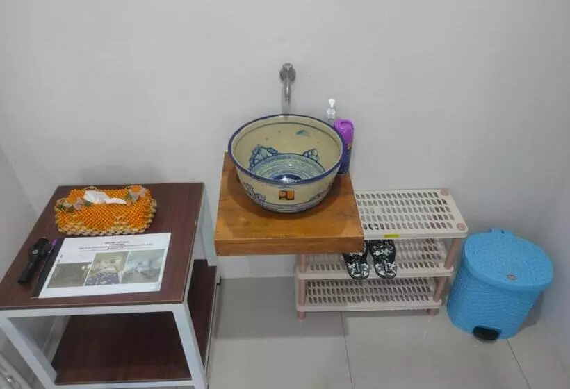 ペンション Homestay Erna Tanjong Tinggi