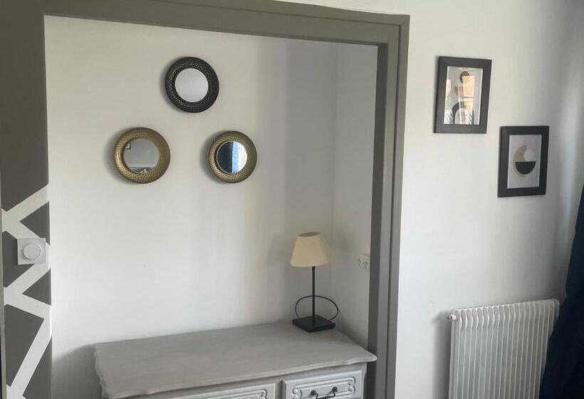 پانسیون Lady Cosmopolite