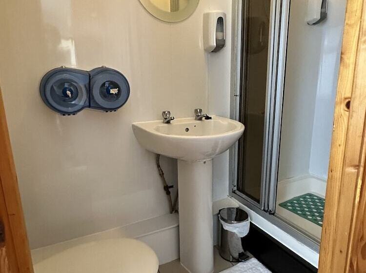 פנסיון Malahide Guest Rooms