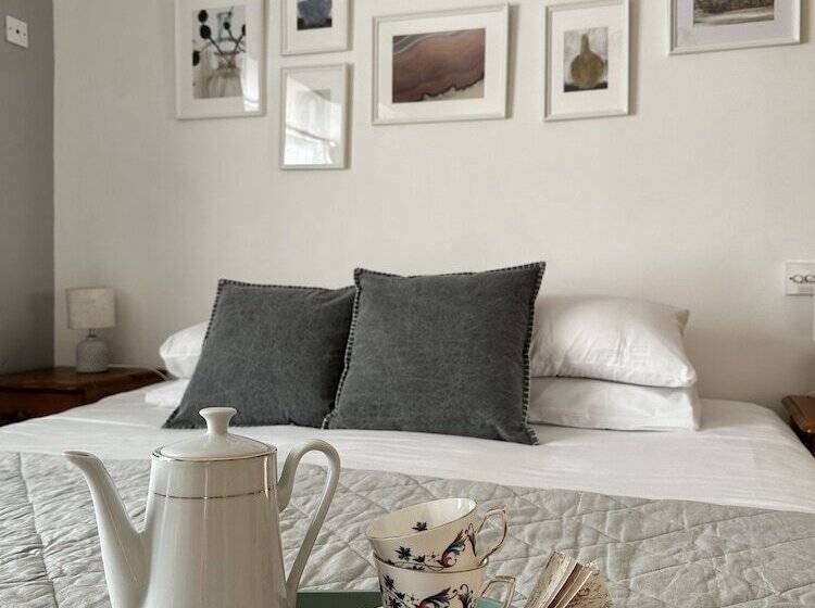 פנסיון Malahide Guest Rooms