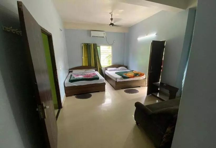 پانسیون Om Guest House