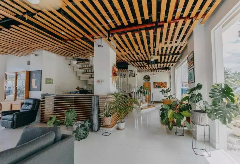 リゾートホテル The Marc Vannelli Oslob