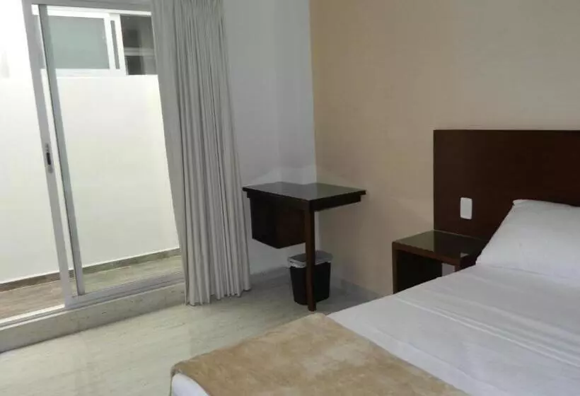 Acl Suites