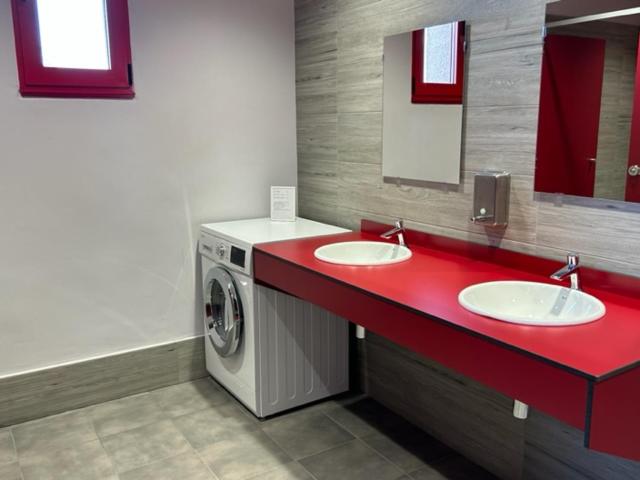 Albergue A Pobra Do Brollon