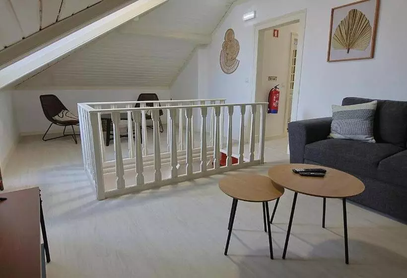 Retkeilymaja Vila Olivença