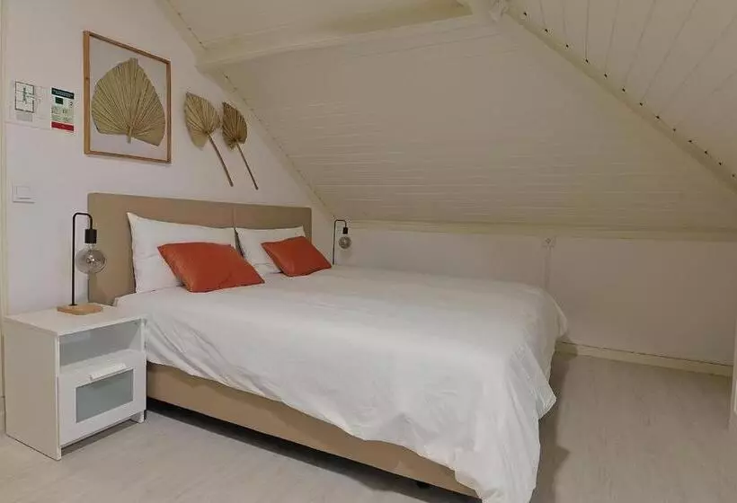 Retkeilymaja Vila Olivença