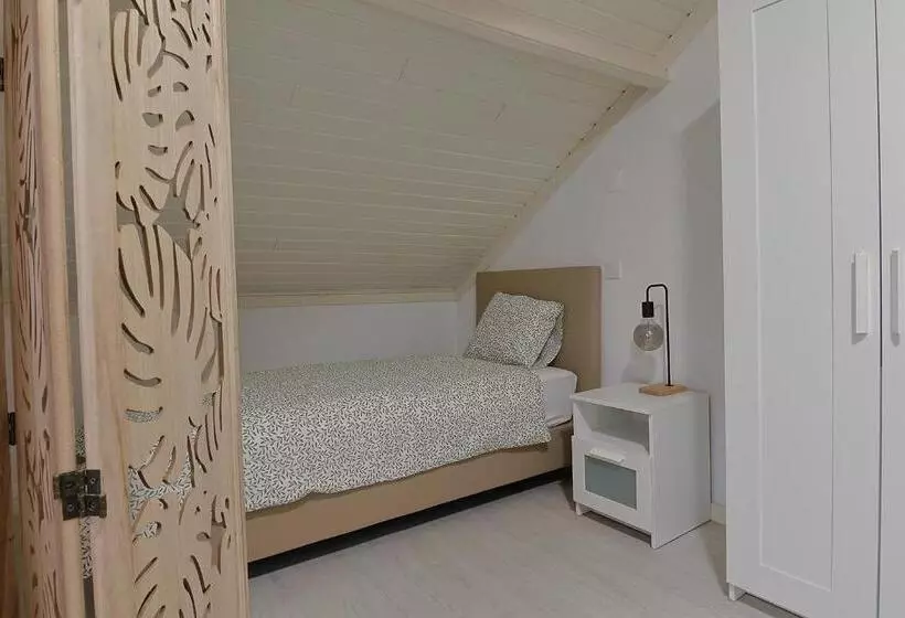 Retkeilymaja Vila Olivença