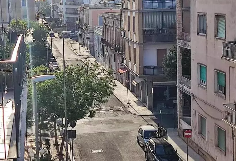 تختخواب و صبحانه Dimora Rudiae Lecce