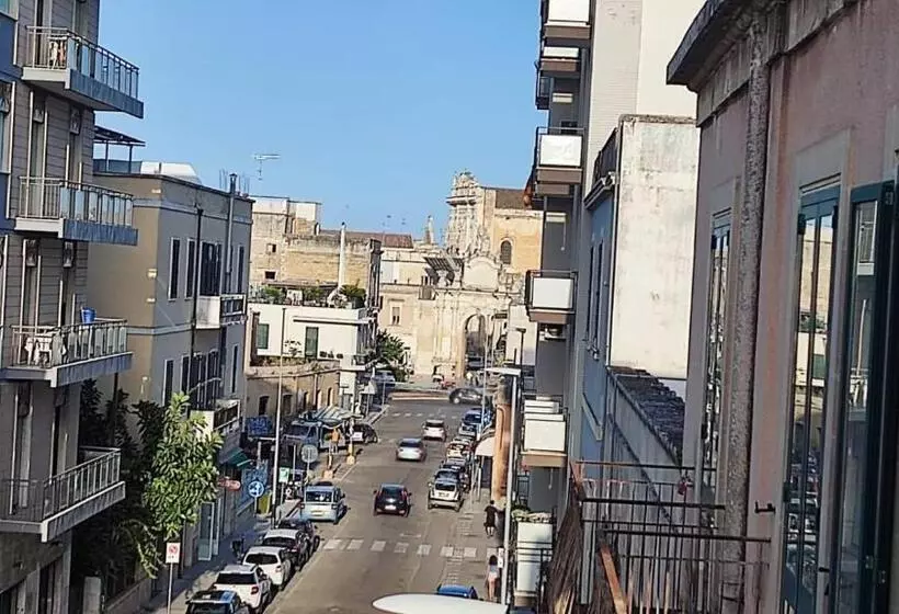 تختخواب و صبحانه Dimora Rudiae Lecce