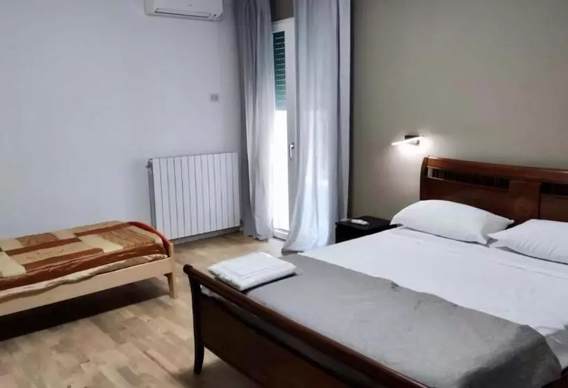 تختخواب و صبحانه Dimora Rudiae Lecce