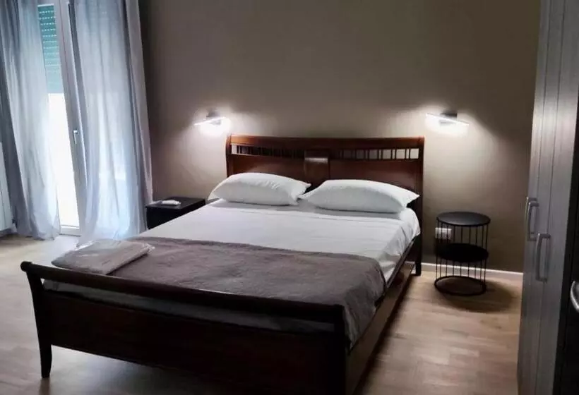 تختخواب و صبحانه Dimora Rudiae Lecce