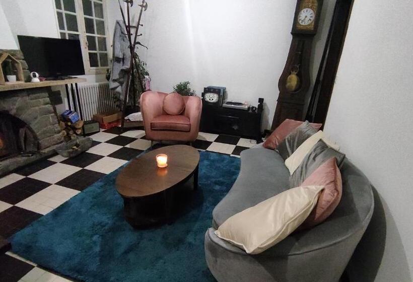 צימר La Fontaine Du Mas