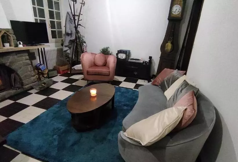 ベッドアンドブレックファースト La Fontaine Du Mas