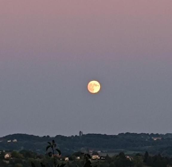 צימר La Fontaine Du Mas