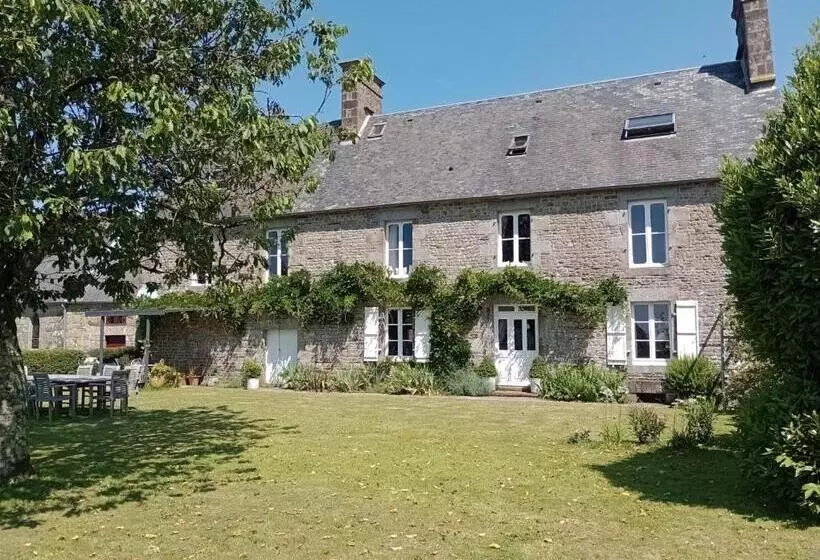 Aamiaismajoitus (B&B) Le Presbytere