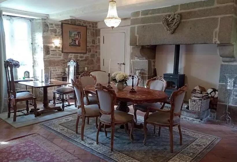 Aamiaismajoitus (B&B) Le Presbytere