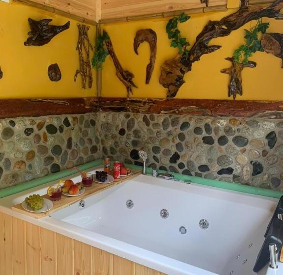 مبيت وإفطار üç Pınar Cafe & Suit Bungalow