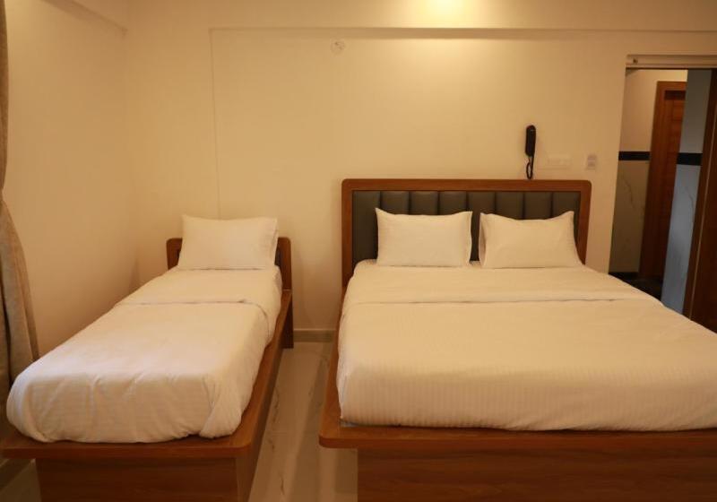 فندق Happy Home Stays