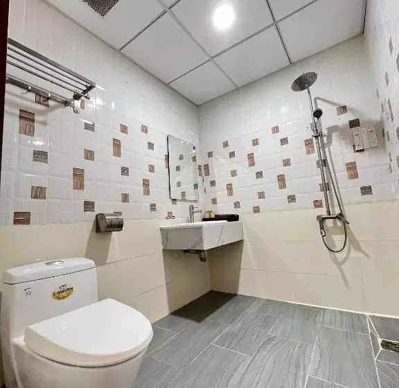 هتل Khách Sạn Hoàng Gia 2
