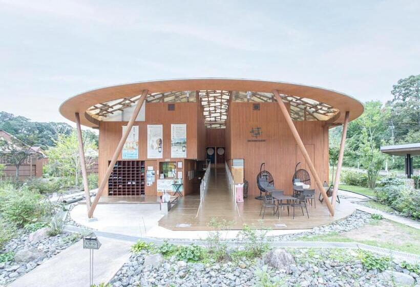 בית מלון כפרי Kur Park Nagayu