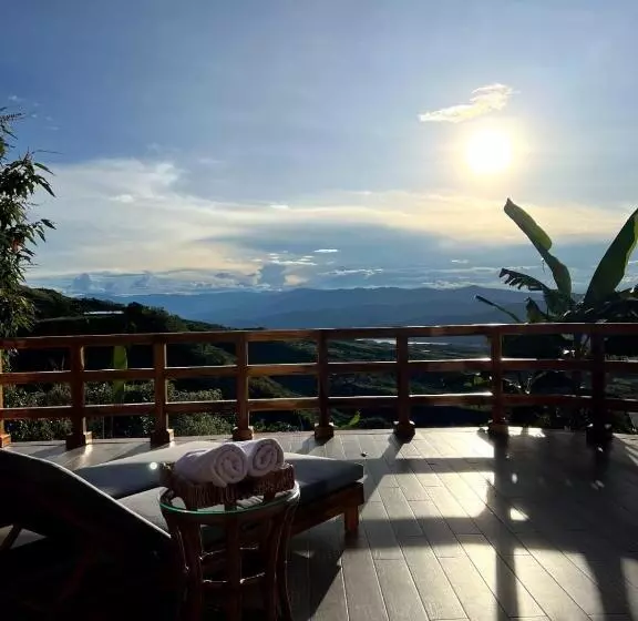 ホテル La Perla Finca