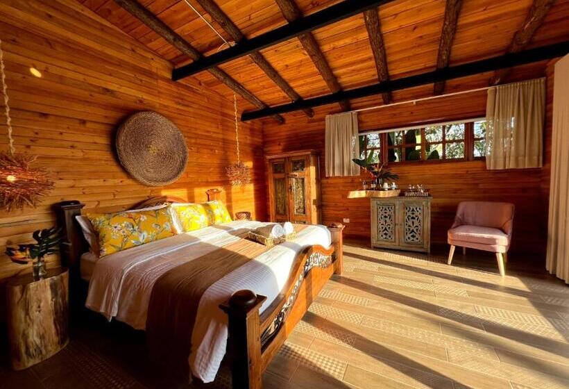 هتل La Perla Finca