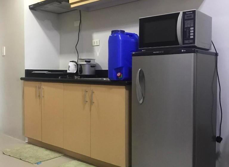 Hotel Staycation By Mav