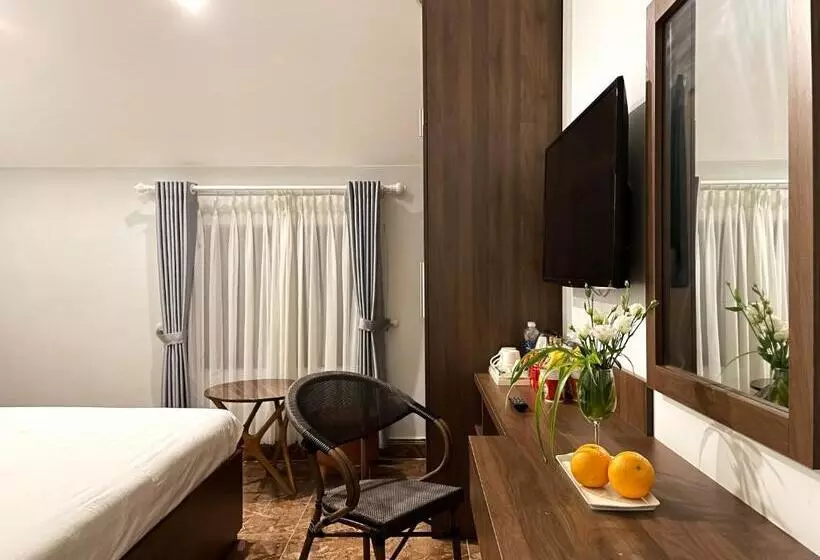 هتل Sunshine Villa Dalat