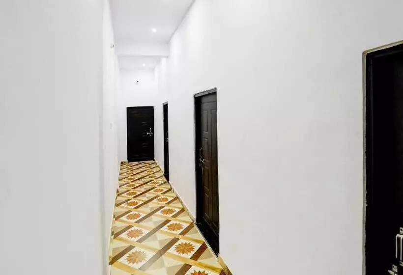 Oyo Flagship Hotel Bhagirathi