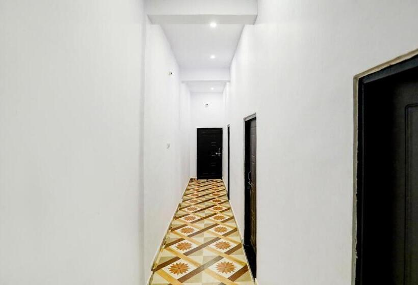 Oyo Flagship Hotel Bhagirathi