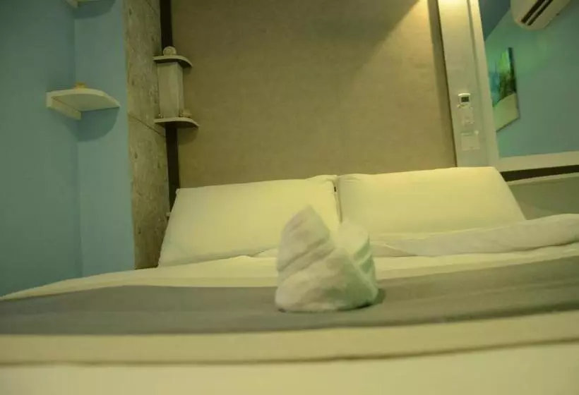 پانسیون Isle Inn Guesthouse